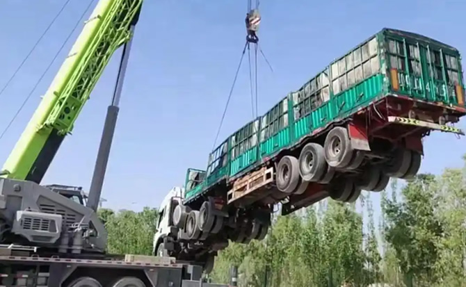 陕州区道路脱困救援案例